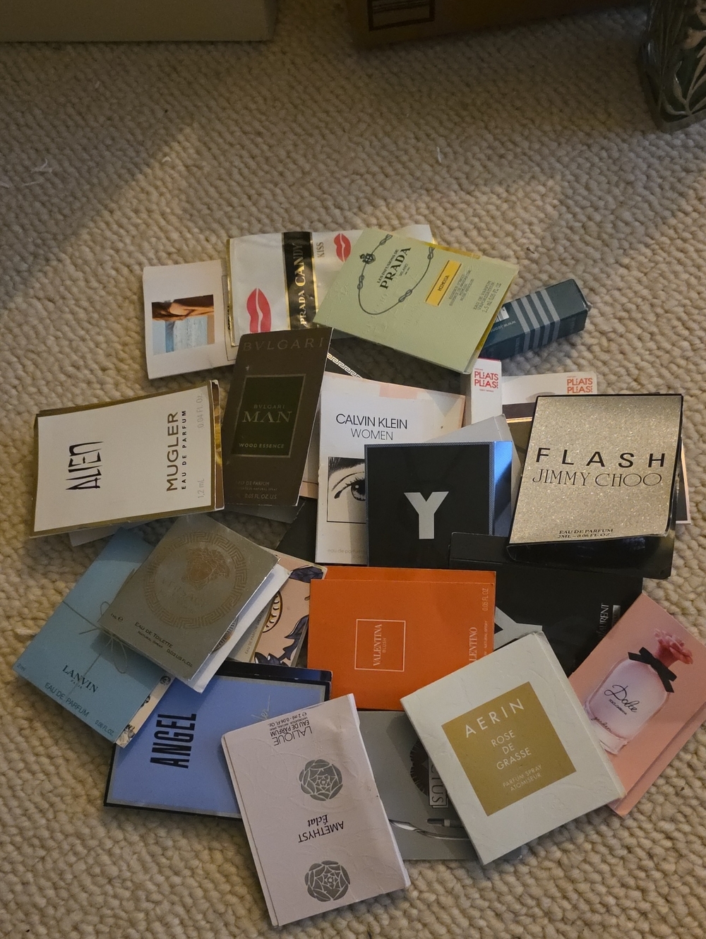 Designer Fragrance Sample Lot - Mixed Brands - Men And Woman 25 + 5 Extra